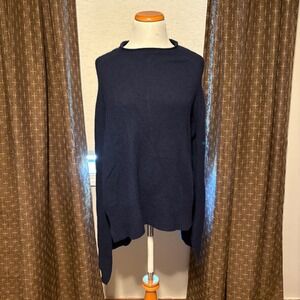 Lauren Ralph Lauren NWT Women's Navy Blue Lambswool Blend Shawl Cape‎